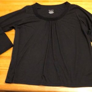Long sleeve lightweight jersey